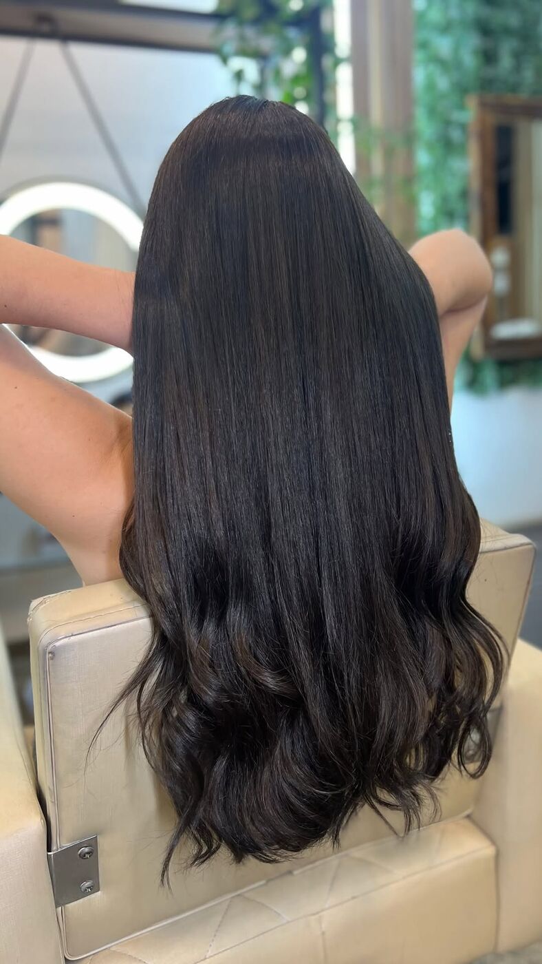Resultado de costas em cabelo escuro